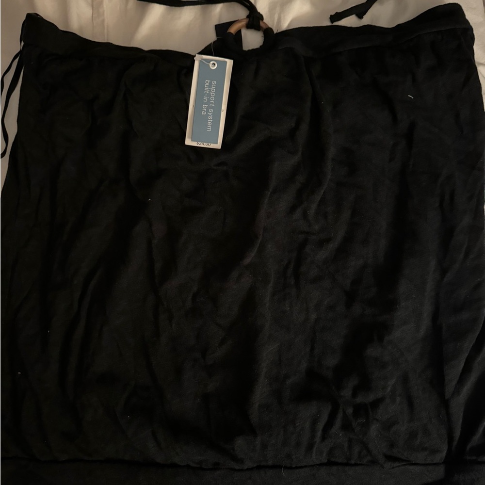 A brand new cotton black gap halter top women’s top